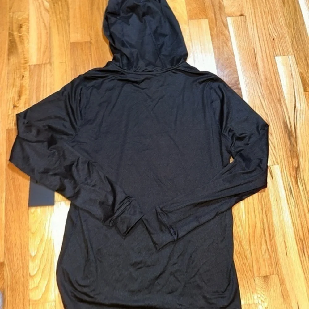 TYR  TECH Performance‎ Hoodie size S(4/6) NWT
